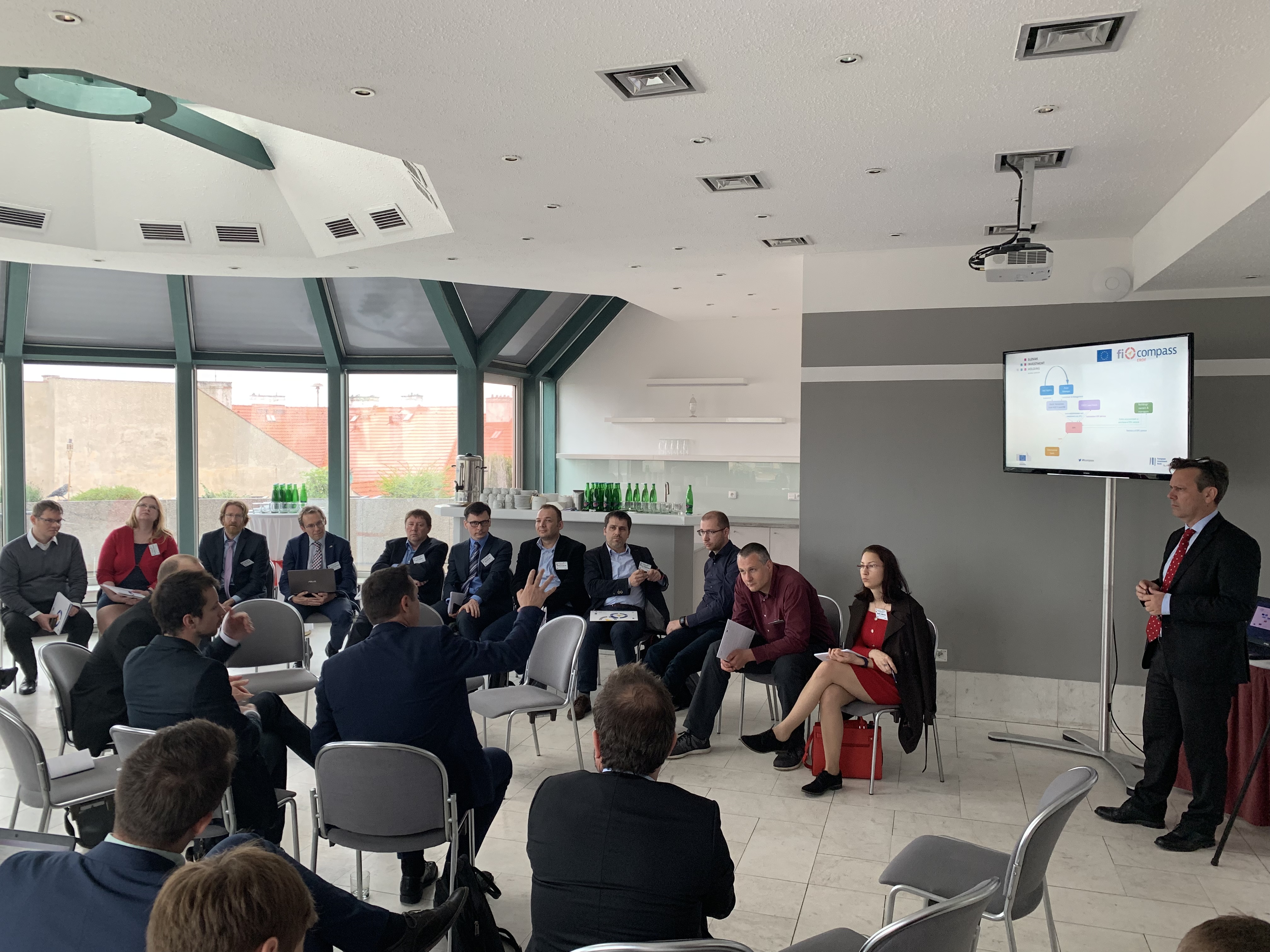 Discussion session 4 - Financial instruments supporting energy efficiency in public and private buildings and SMEs Discussion session 4 - Financial instruments supporting energy efficiency in public and private buildings and SMEs