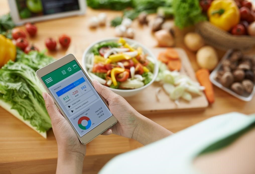 Diet app on phone Diet app on phone