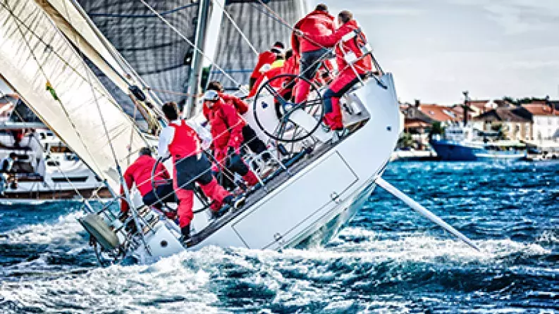 Crowdfunding and ESF opportunities – fi-compass webinar and manual