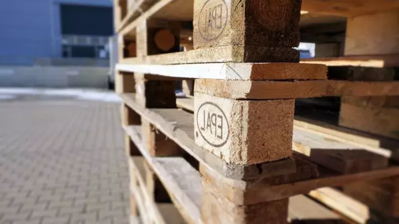 wooden pallets wooden pallets