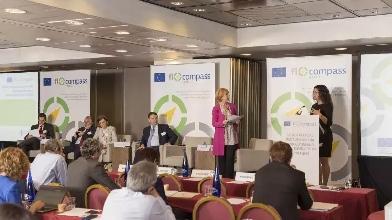 Tomás Rojas Pacheco, Antonio Flores Lorenzo, Begoña Nieto Gilarte, Mihail Dumitru, Cathy Smith, Sofia Björnsson