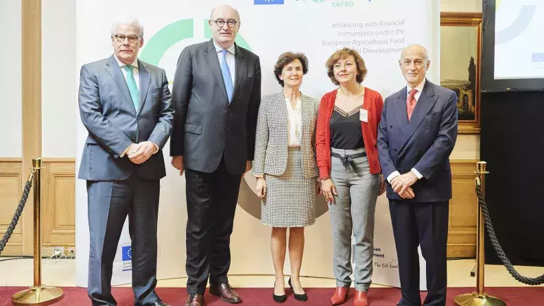 Mr Pim van Ballekom, Mr Phil Hogan, Ms Catherine Geslain-Lanéelle, Ms Carole Delga, Mr Pier Luigi Gilibert