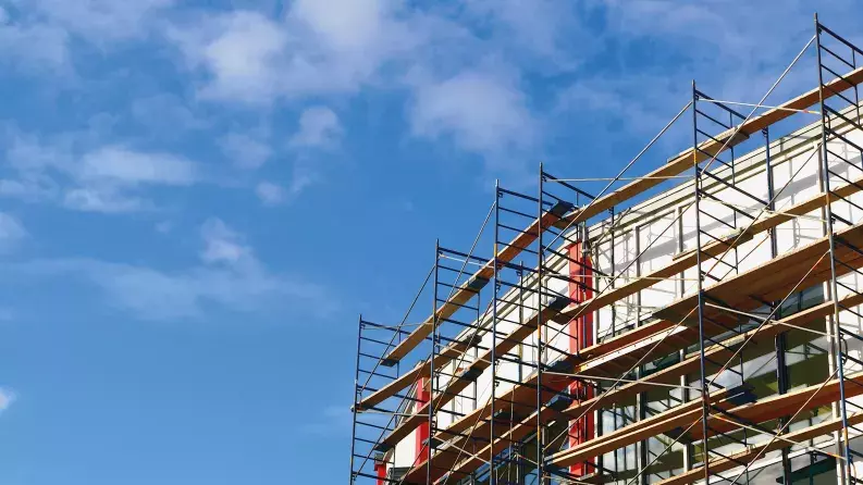 Integrated building renovation services via financial intermediaries Integrated building renovation services via financial intermediaries