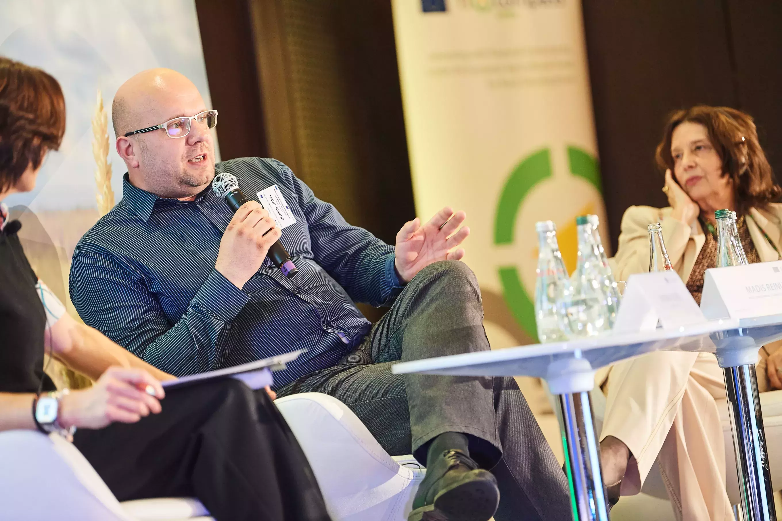 Q&amp;A and peer-to-peer discussion