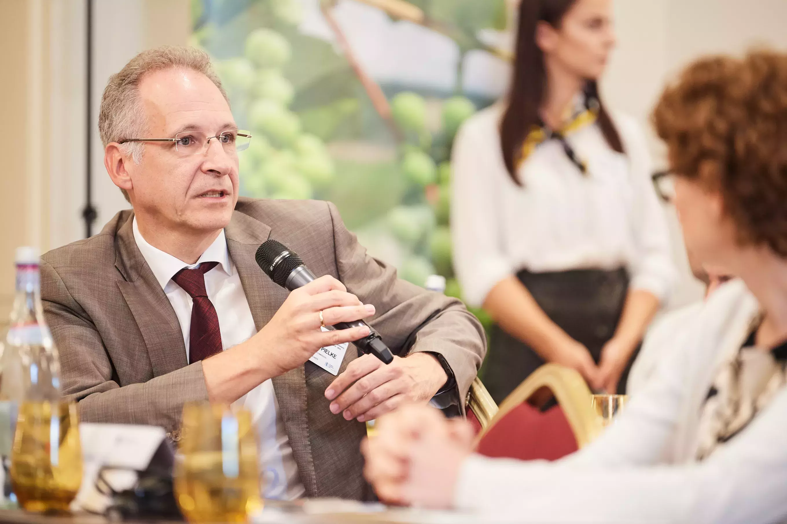 Q&amp;A and peer-to-peer discussion