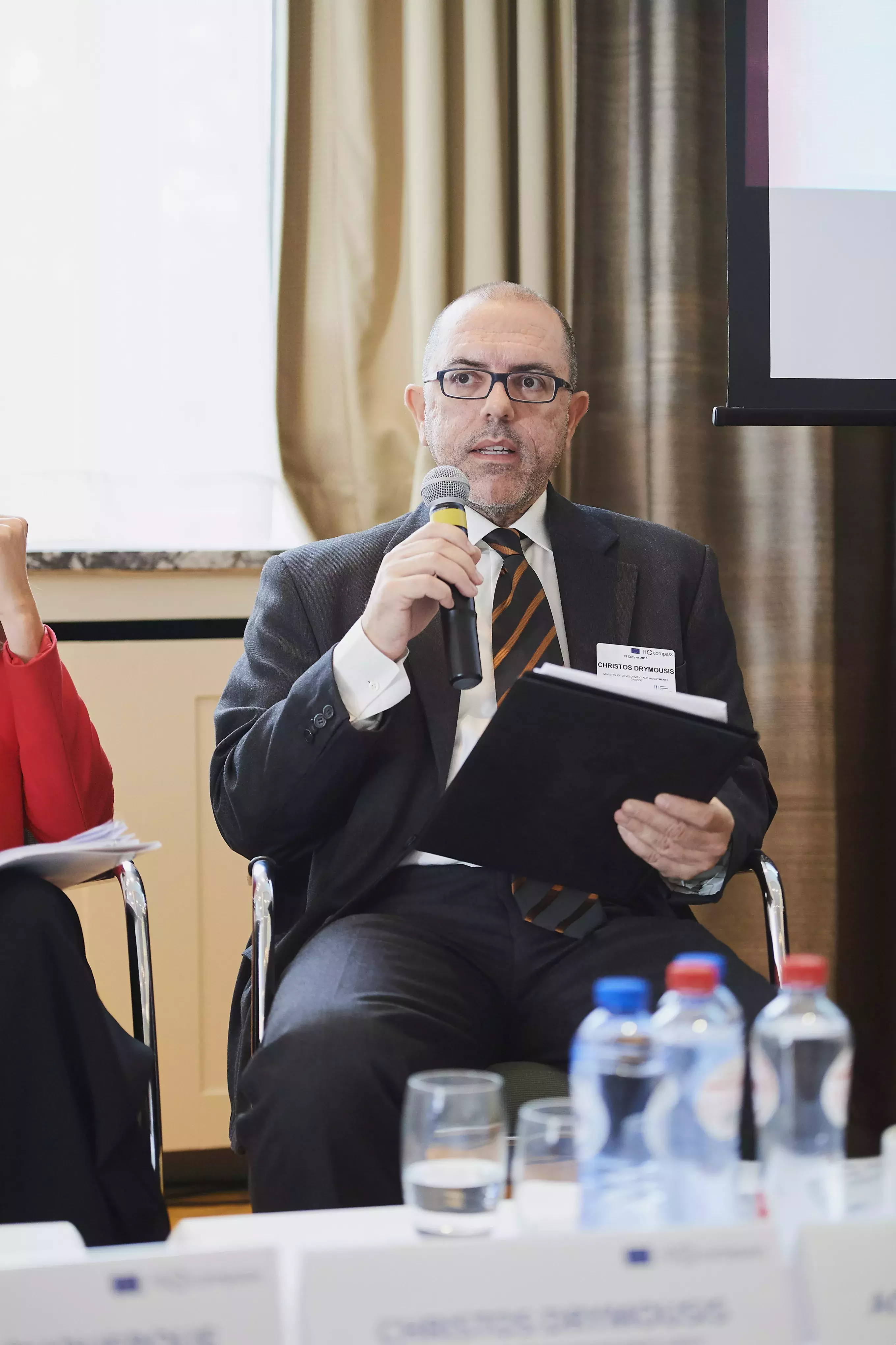 Questions and answers and peer-to-peer discussion