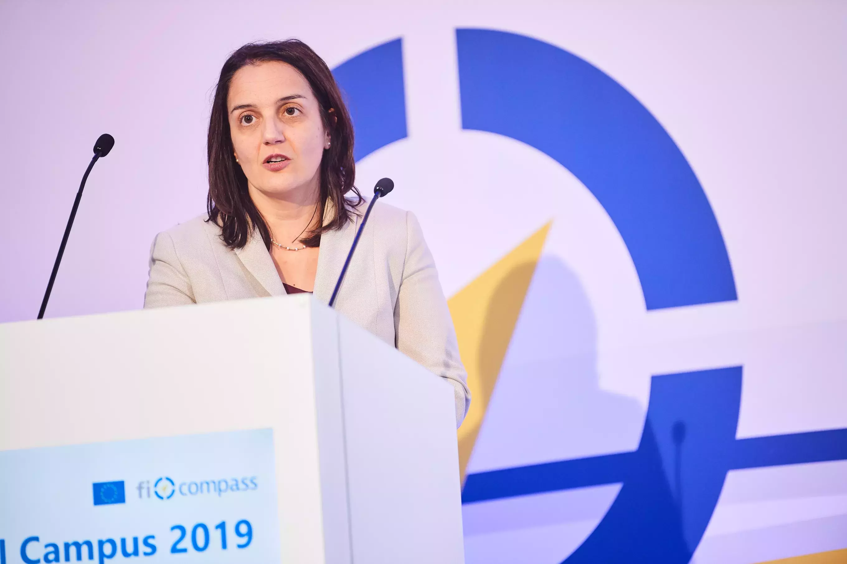 Ms Vladislava Glietz