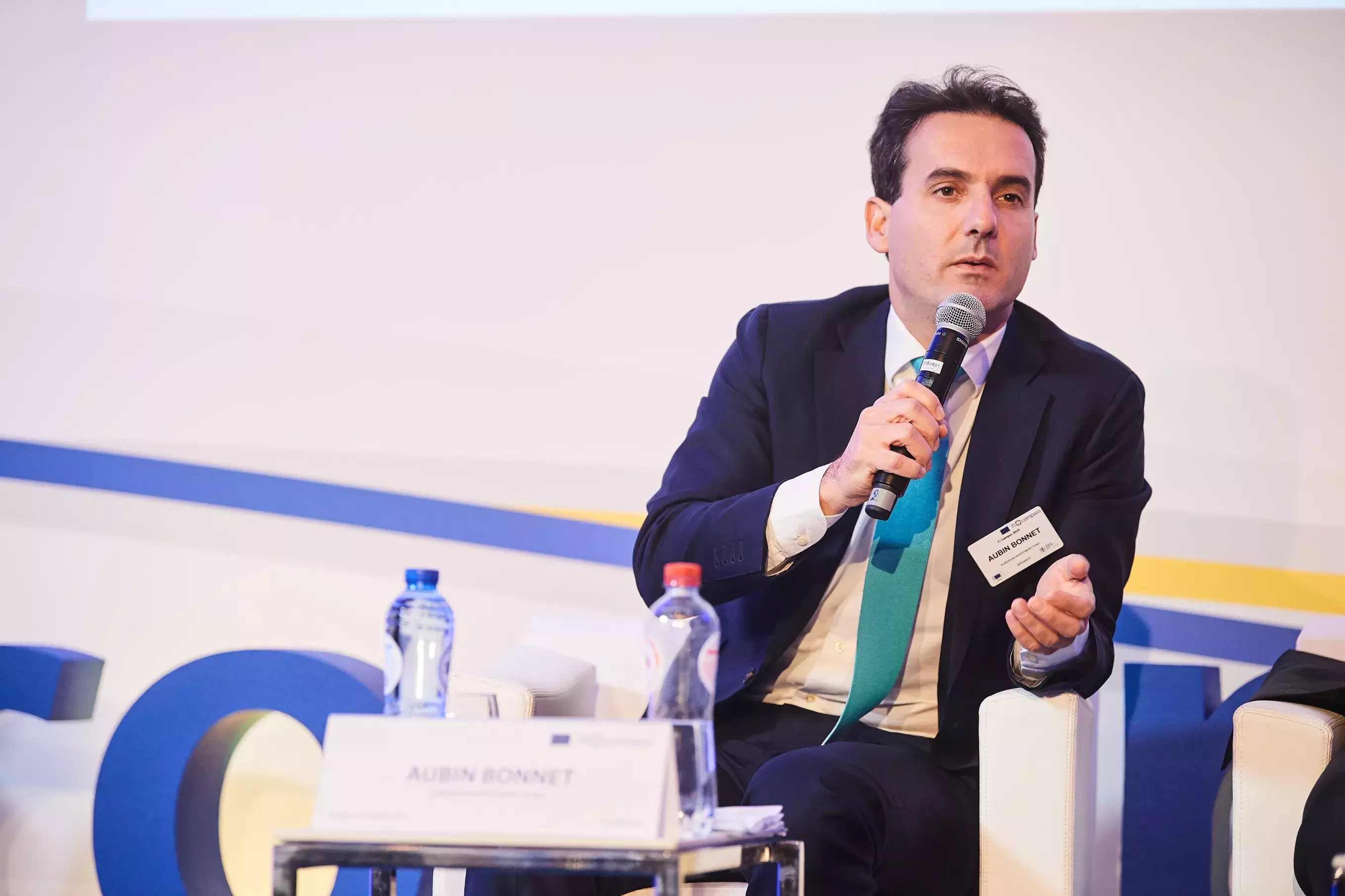 Questions and answers and peer-to-peer discussion