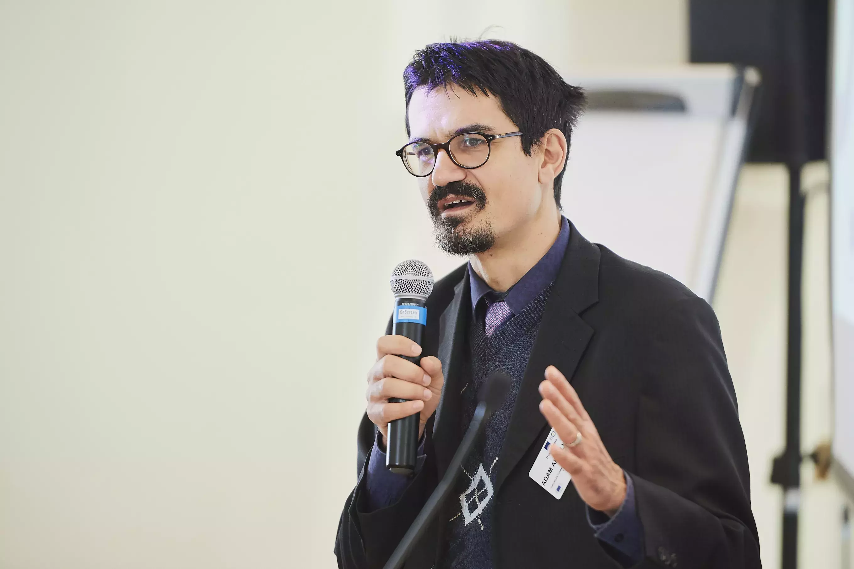 Questions and answers and peer-to-peer discussion