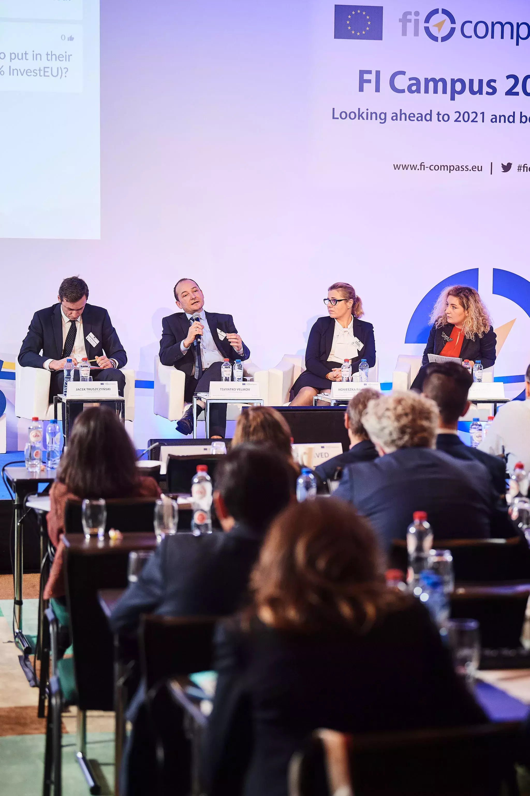 Questions and answers and peer-to-peer discussion