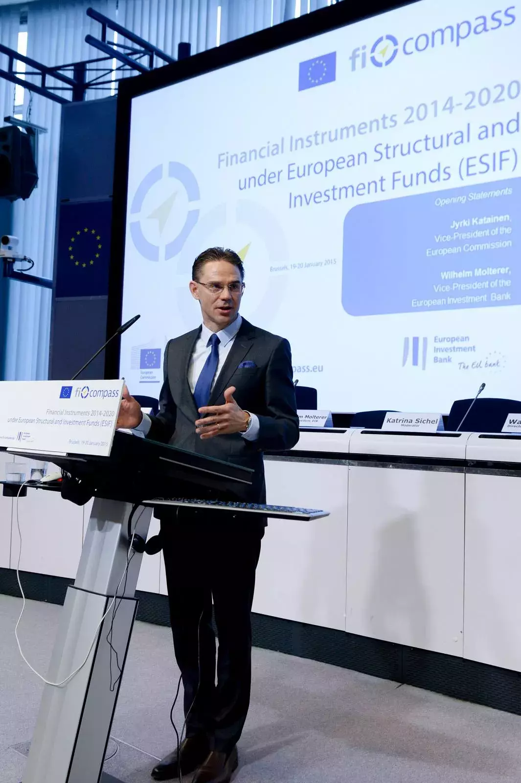 Jyrki Katainen at the podium