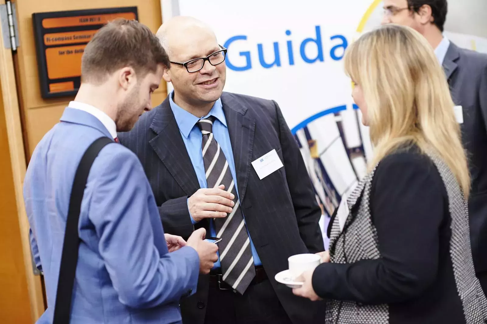 Ando Siitam, Alessandro Valenza, Rona Michie