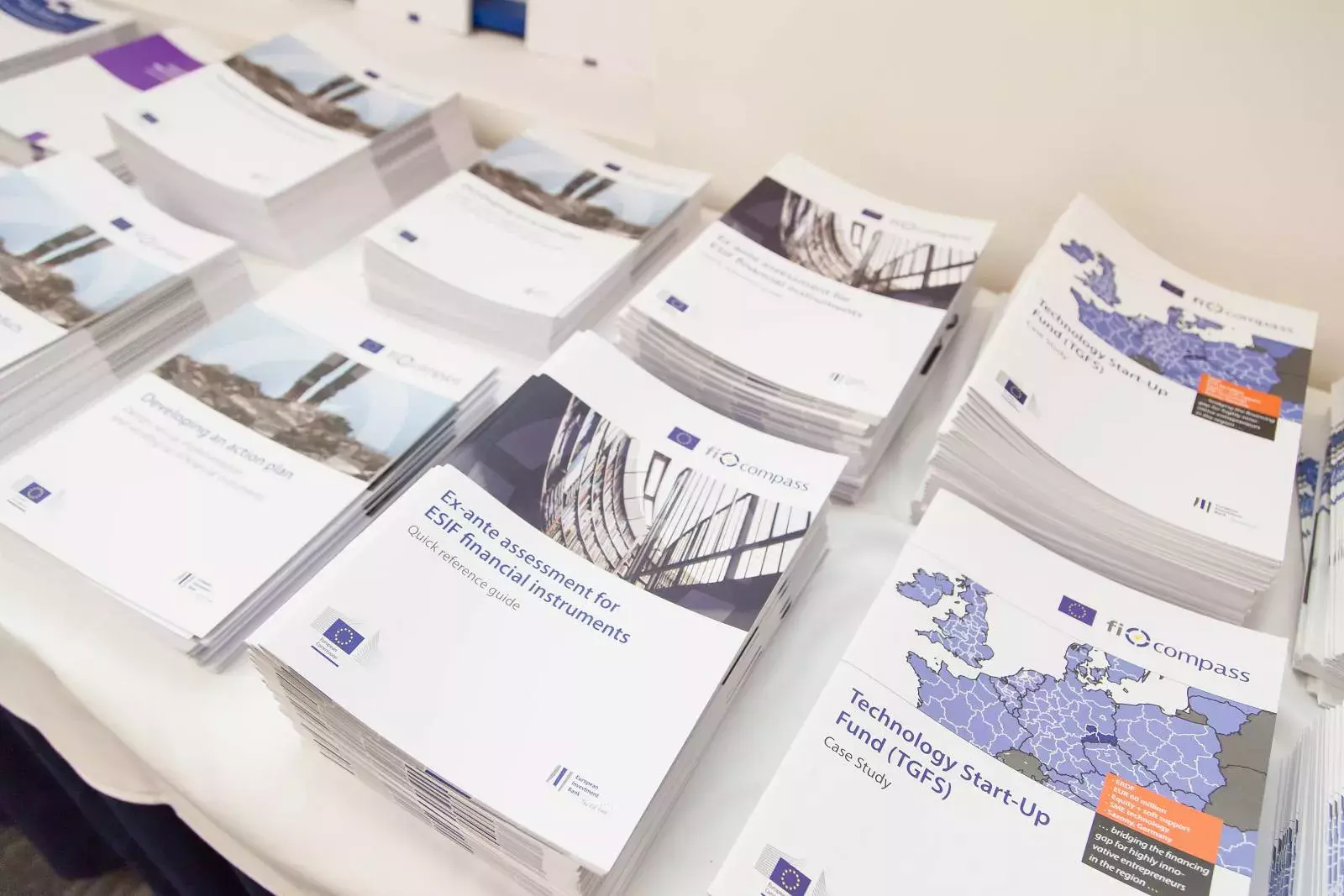 fi-compass publications