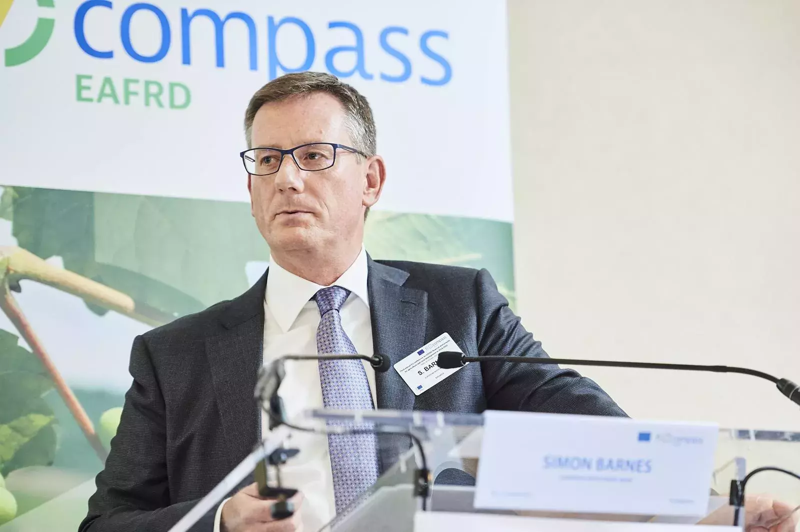 Mr Simon Barnes