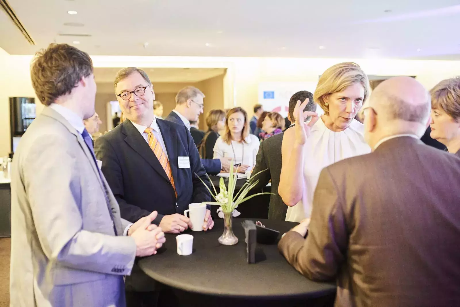 Mr Helmut von Glasenapp and event participants