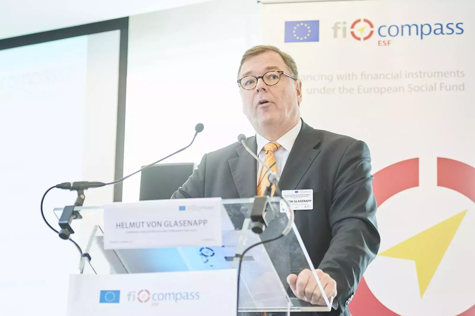 Mr Helmut von Glasenapp