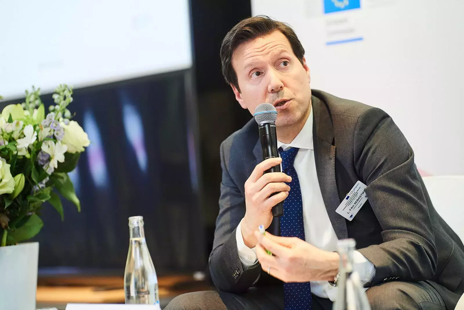 Mr Luis Fau Sebastian