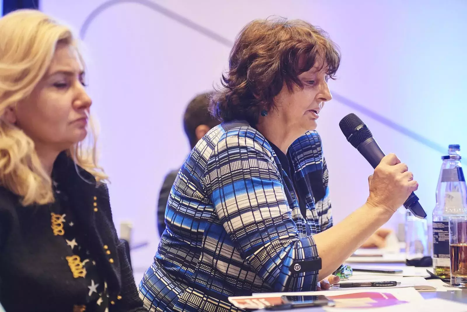 Q&amp;A and peer-to-peer discussion