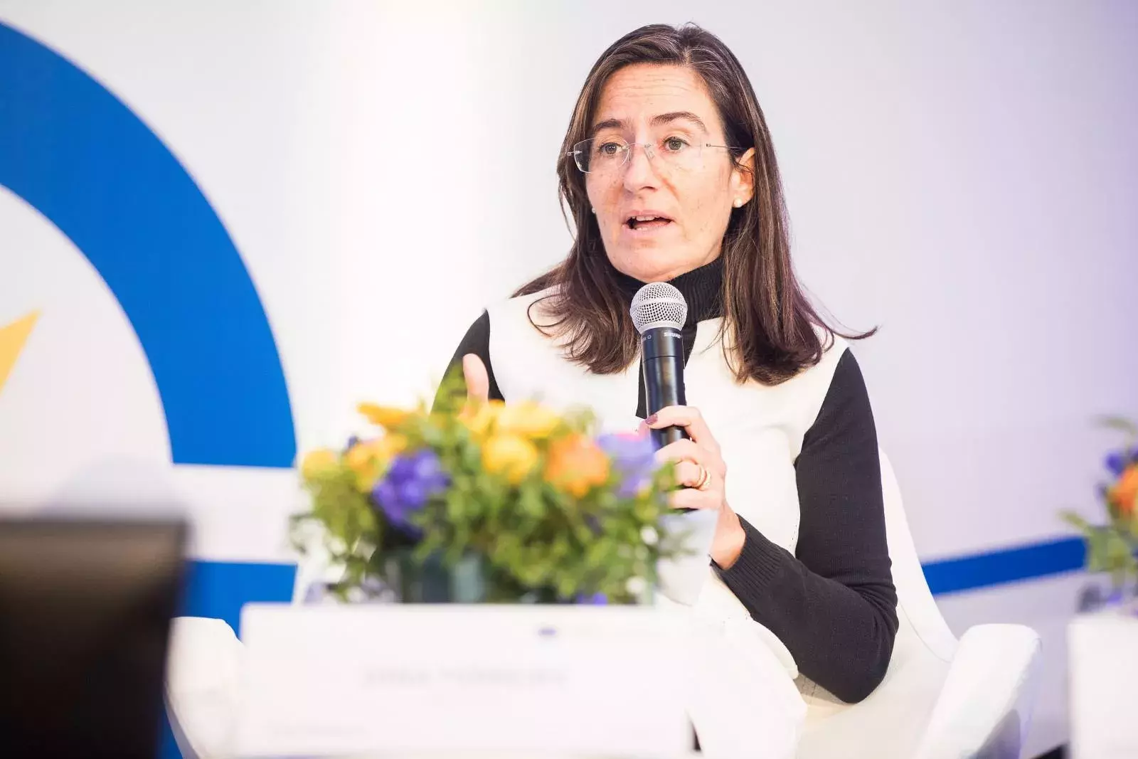 Questions and answers and peer to peer discussion