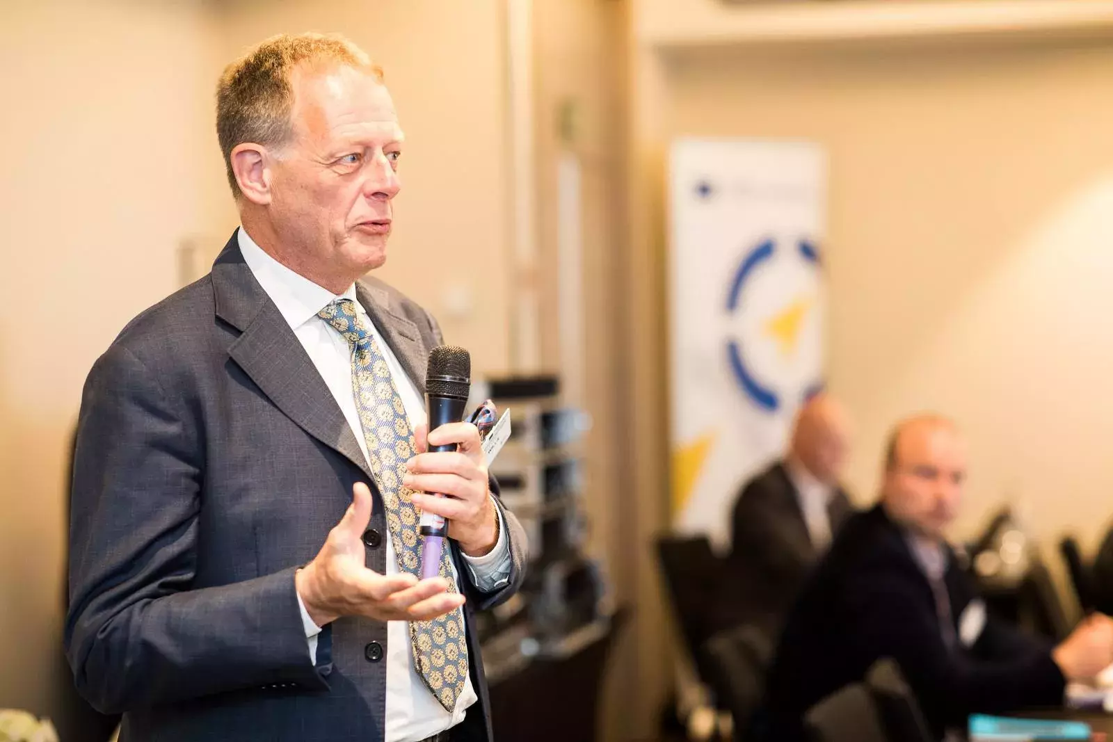 Q&amp;A and peer-to-peer discussion