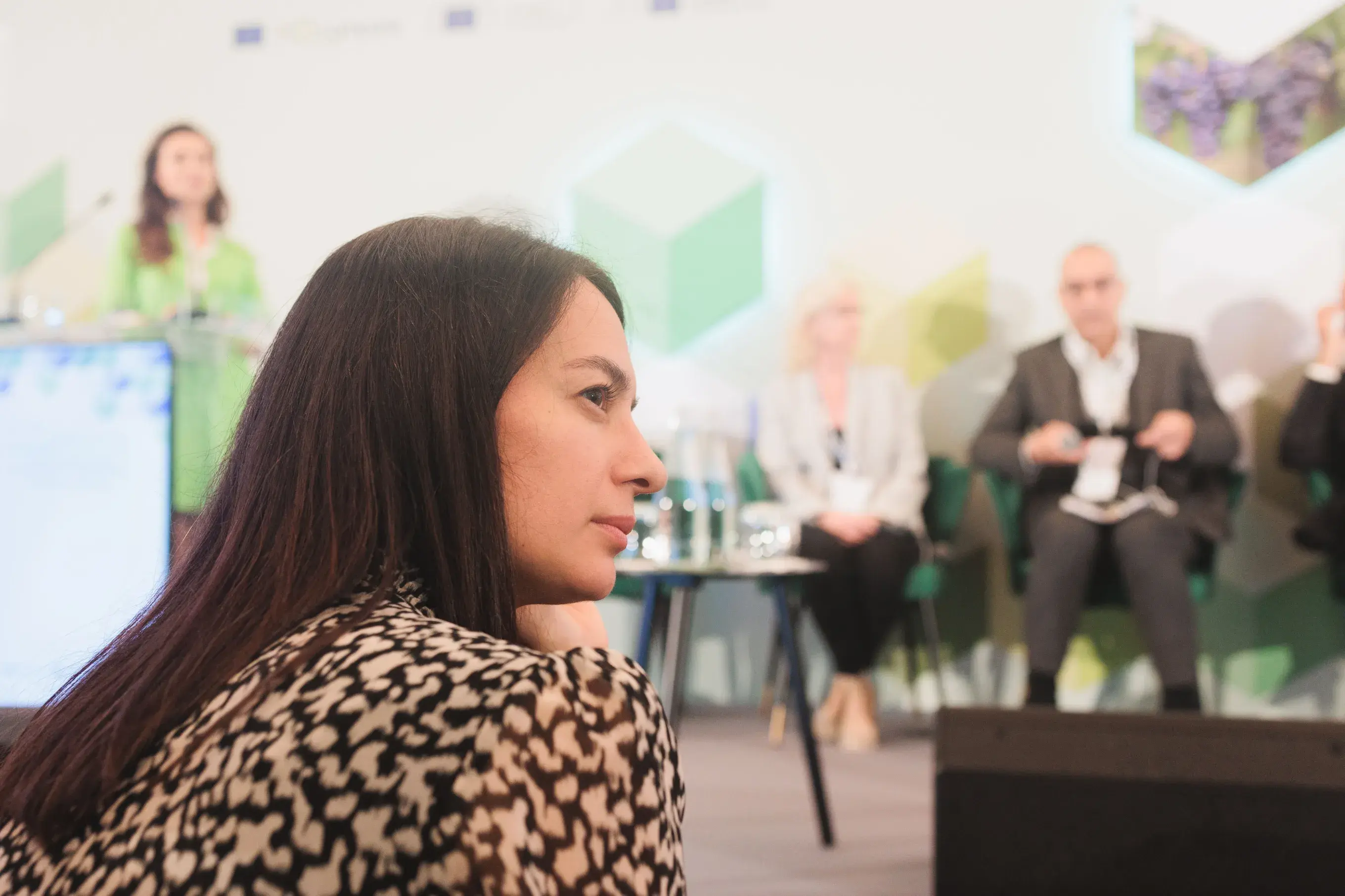 Panel discussion and Q&amp;A with the audience