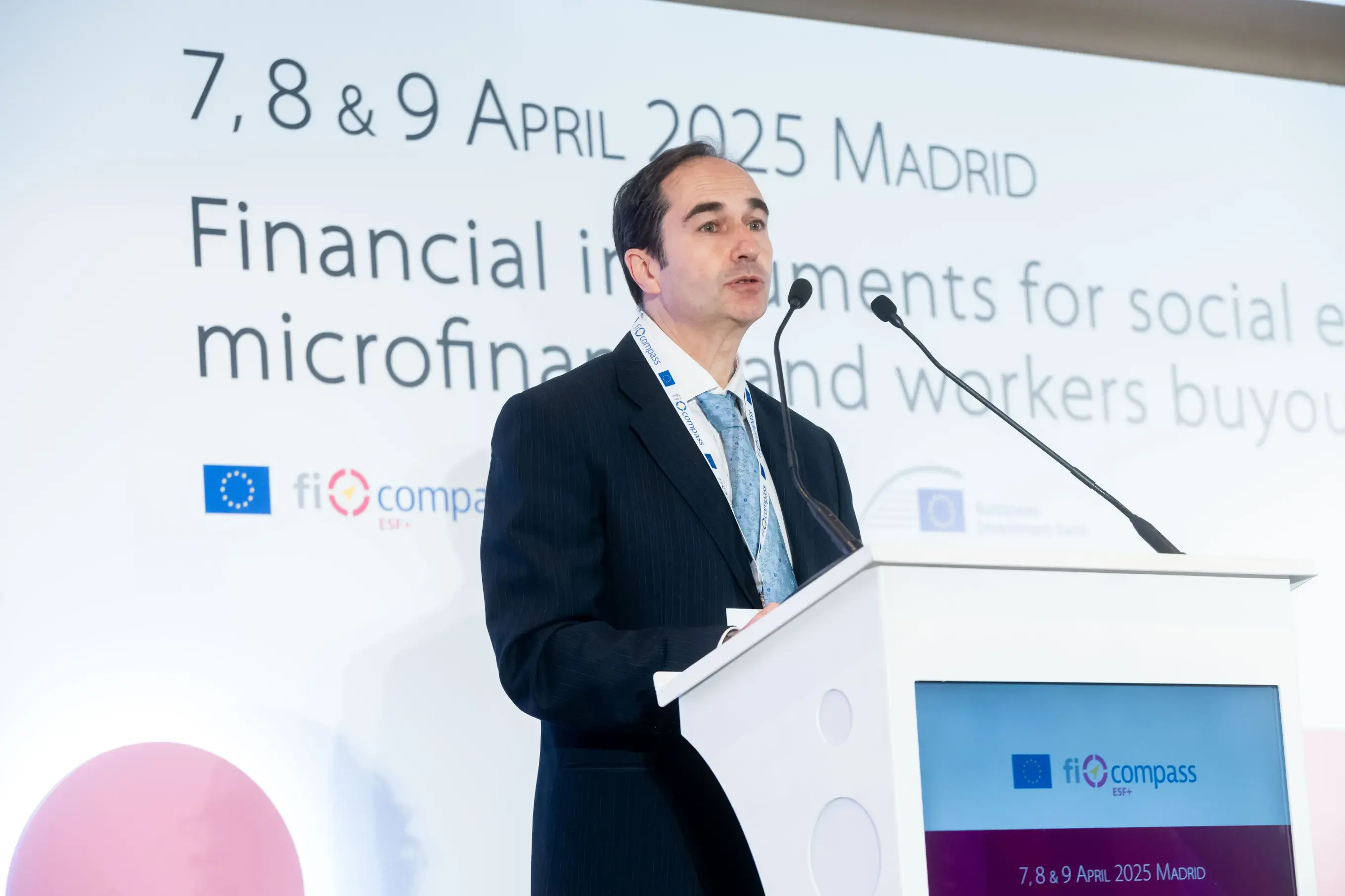 Mr Jaime Duran Navarro