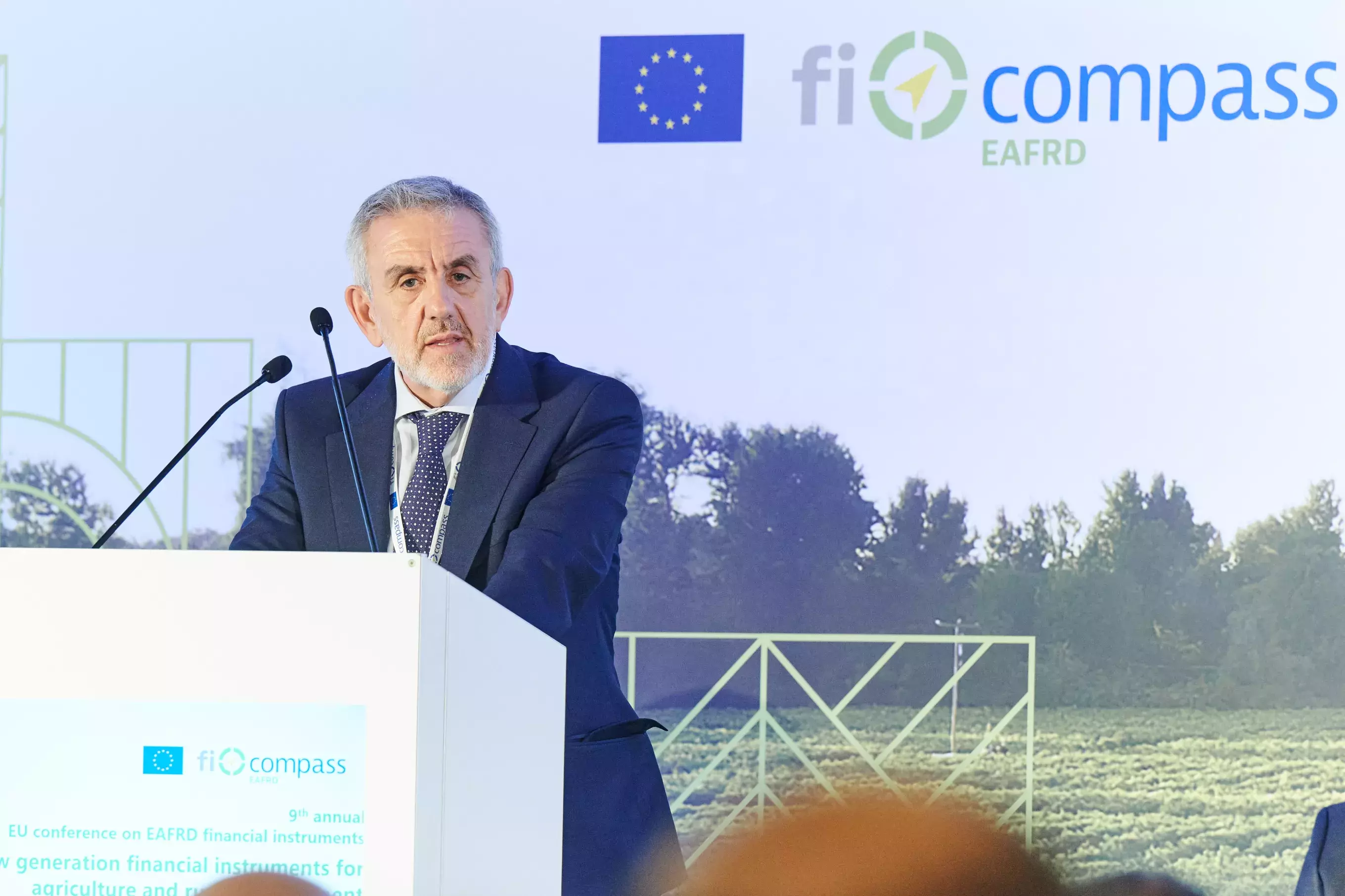 Mr José Ángel Cuevas Santos