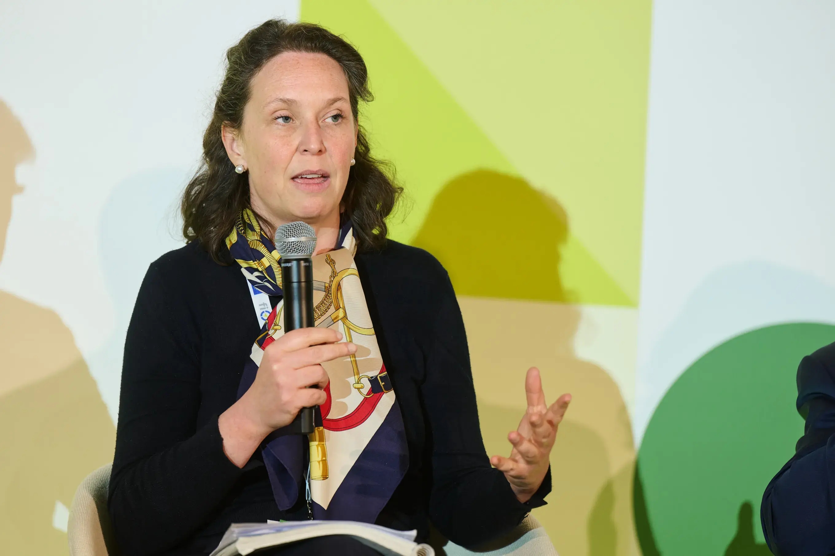 Ms Pamela Schuermans