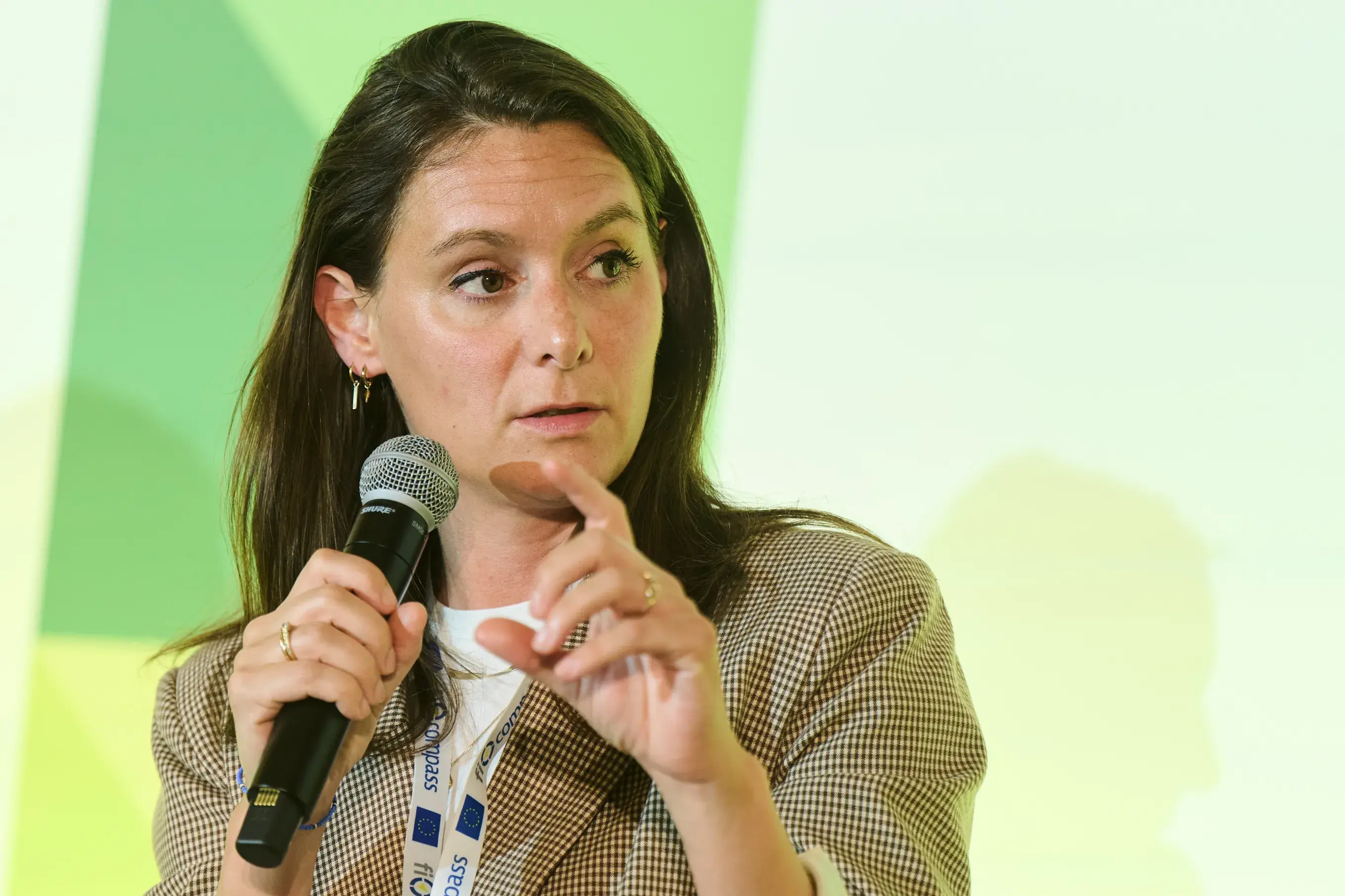 Ms Nicoline van Gerrevink