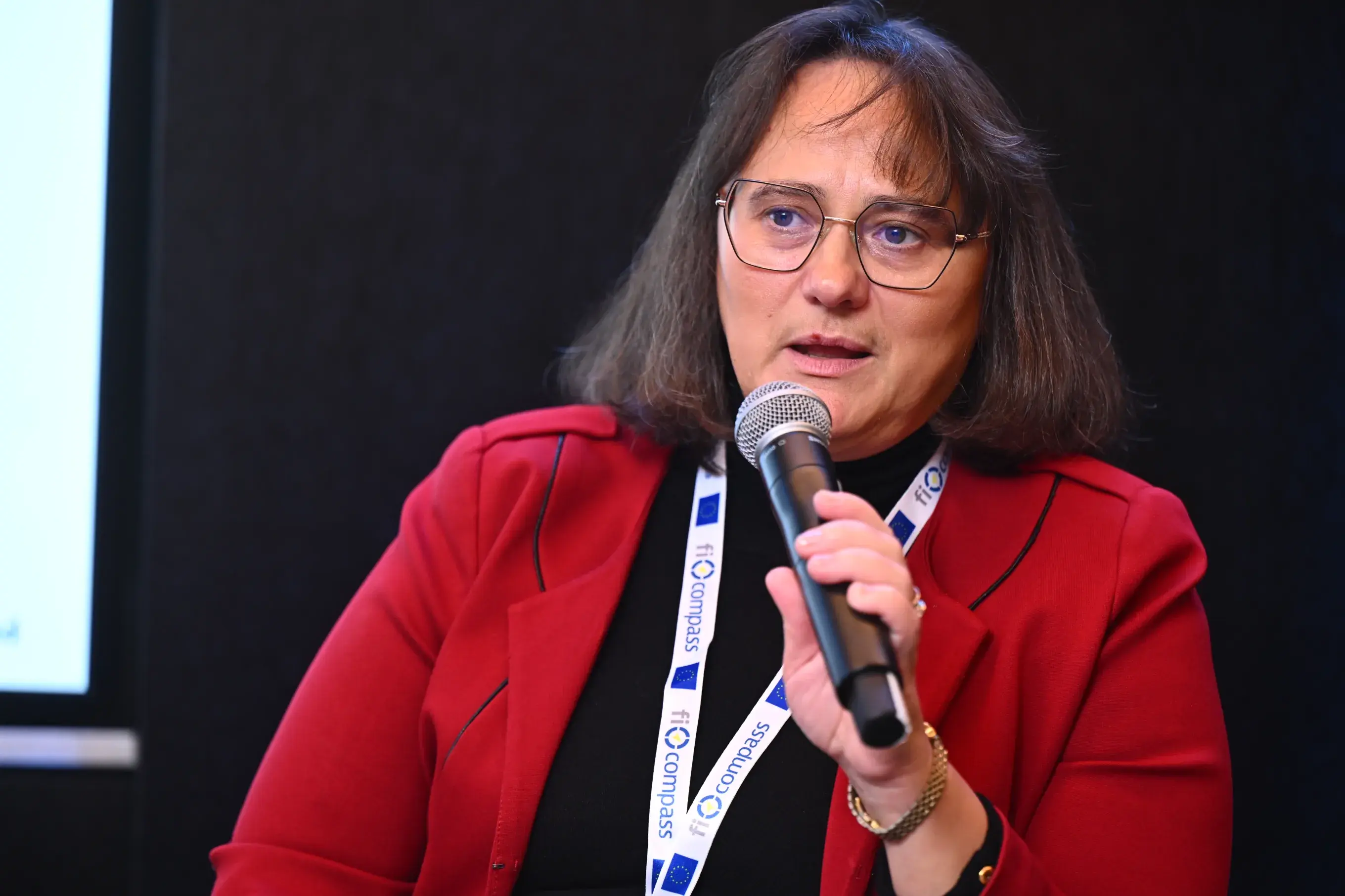 Ms Cristina Dumitrescu