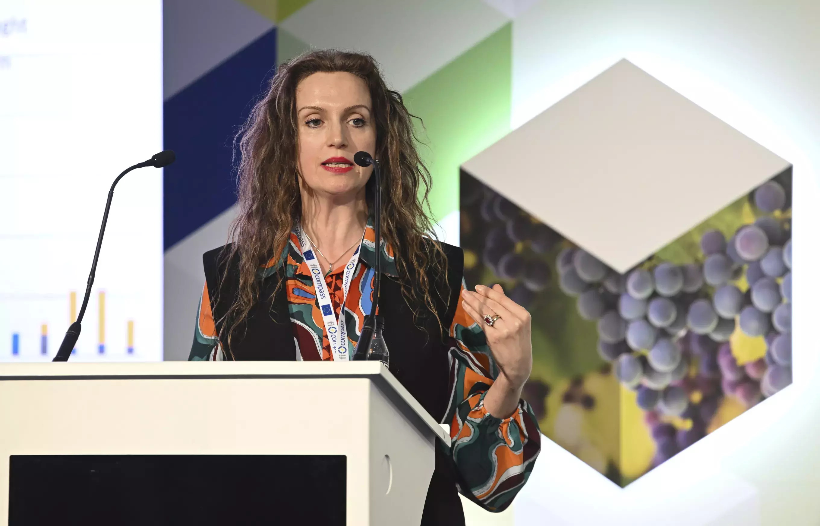 Ms Ana González Peláez