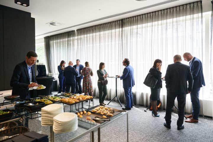 Networking lunch 