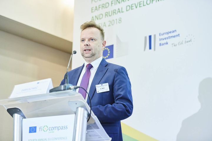 Mr Dariusz Nieć