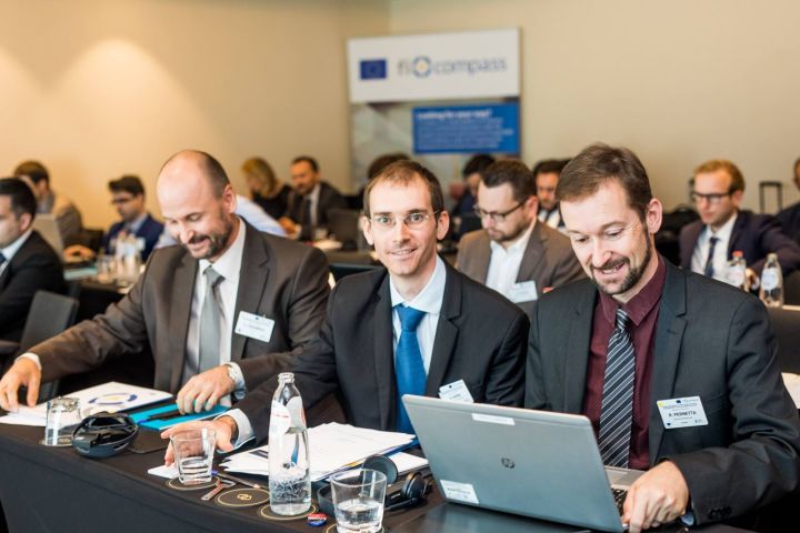 Mr Csaba Zsarnóci, Mr Gábor Soós, Mr Robert Pernetta