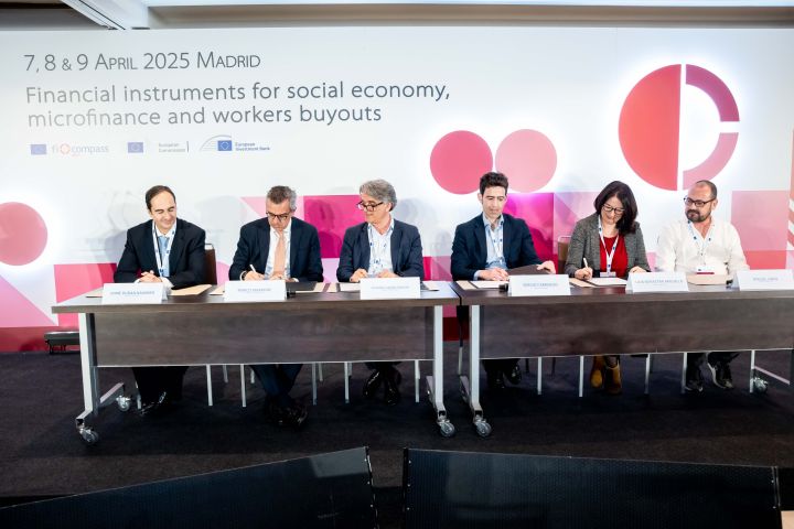 Signing ceremony