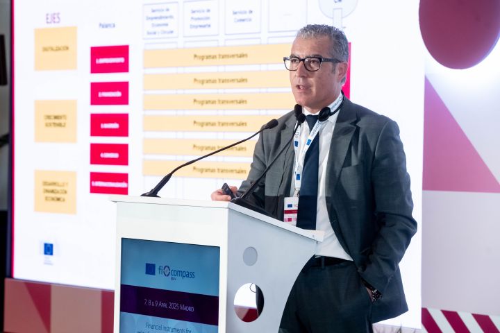 Mr José Antonio Caldés