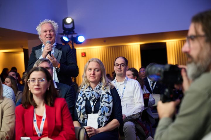 Q&A and discussion with the audience