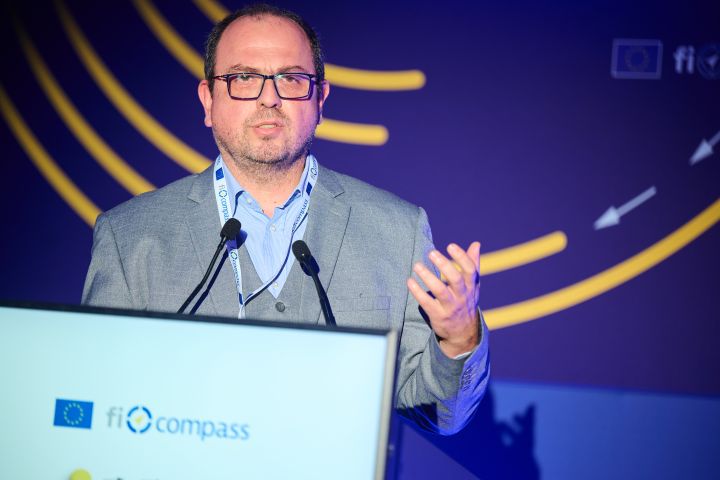 fi-compass Showcase 2025 pitch: Microsmart, Greece - demonstrating innovation (INNOVATION category)