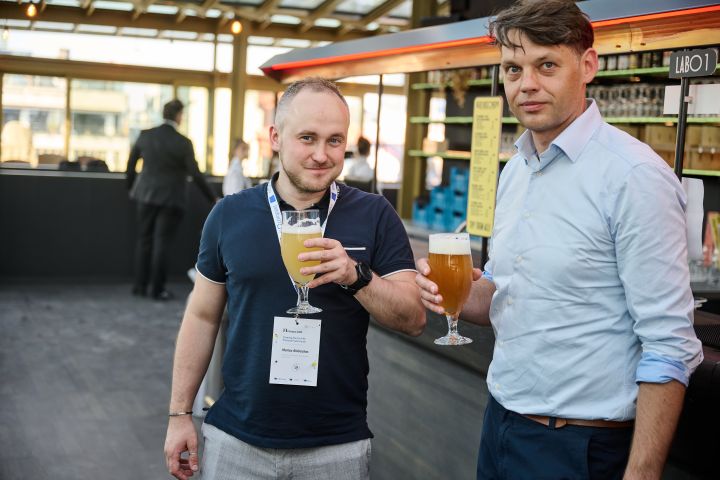 Networking cocktail