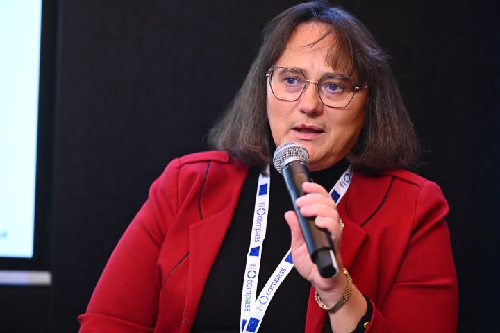 Ms Cristina Dumitrescu