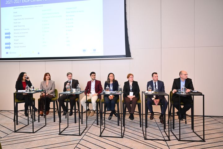 Q&A and discussion with the audience