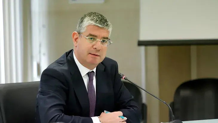 Yannis Tsakiris Yannis Tsakiris