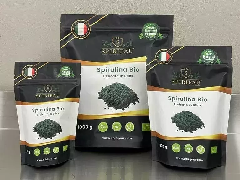 Spiripau's spirulina packages. Spiripau's spirulina packages.